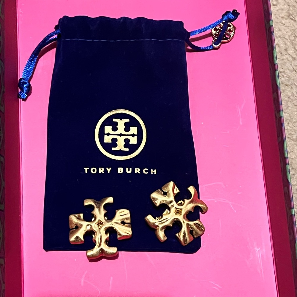 Tory Burch Large Clip on earrings
